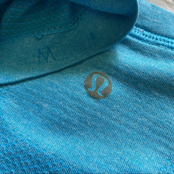 Lululemon Medium Metal Vent Tech Sky Blue - Picture 3 of 4